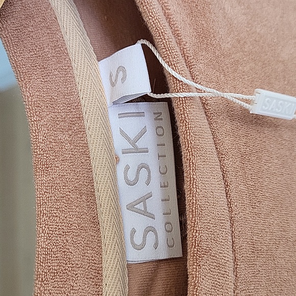 Saski Crop Top - Picture 3 of 5